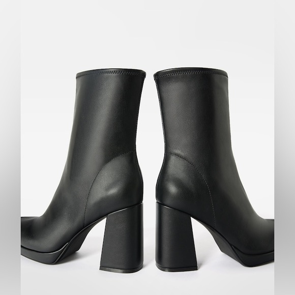 Bershka WHITE fitted high heel mini platform ankle boots size 7 - Picture 5 of 6